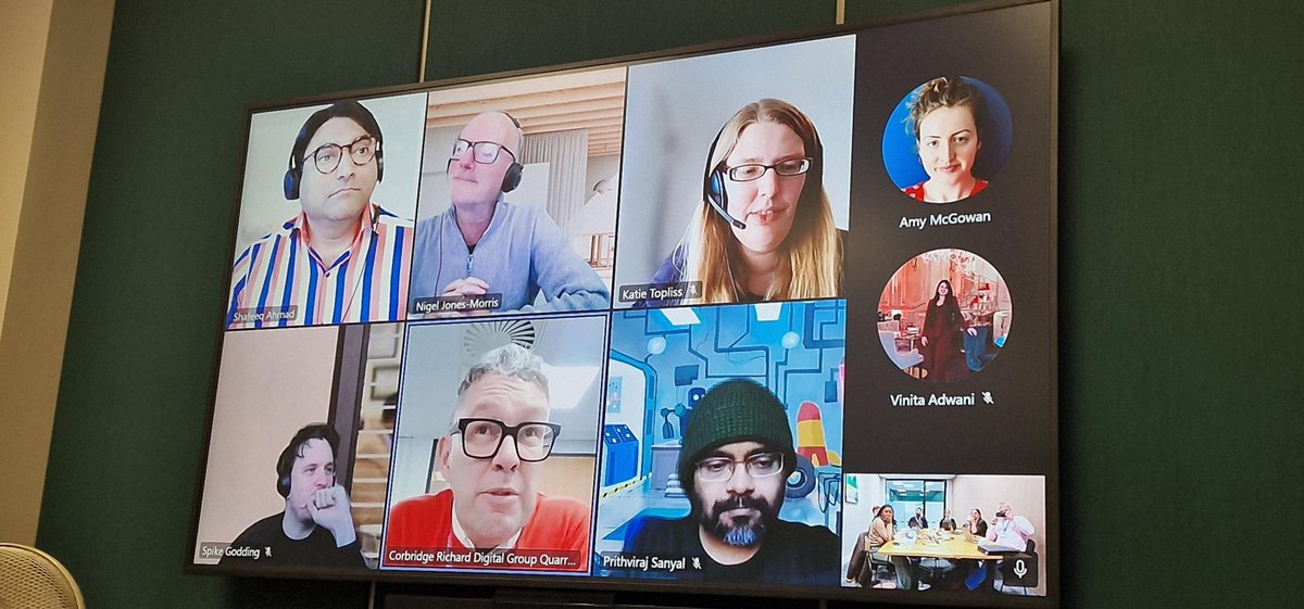 TechForCare's tweet image. Our App Dev team met to discuss our projects, ways of working, project planning. But our highlight was hearing from our guest speaker Rich Corbridge (FBCS), who discussed:
🏥EPR development at Leeds
🛍 Boots Retail App
💷Current work at DWP
💡 Lots of innovative ways of working