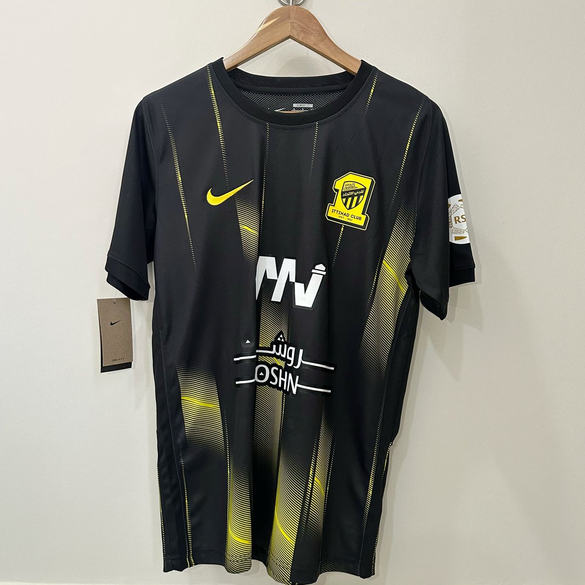 Tshirt_WorId's tweet photo. عرض الجمعه الحمراء ❤️:

تيشرت الاتحاد بـ88 ريال فقط ❤️❗️

المقاسات المتوفره : S-M-L-XL-XXL
للطلب :

https://t.co/7HKqyQvcEL https://t.co/bw40QOOPso