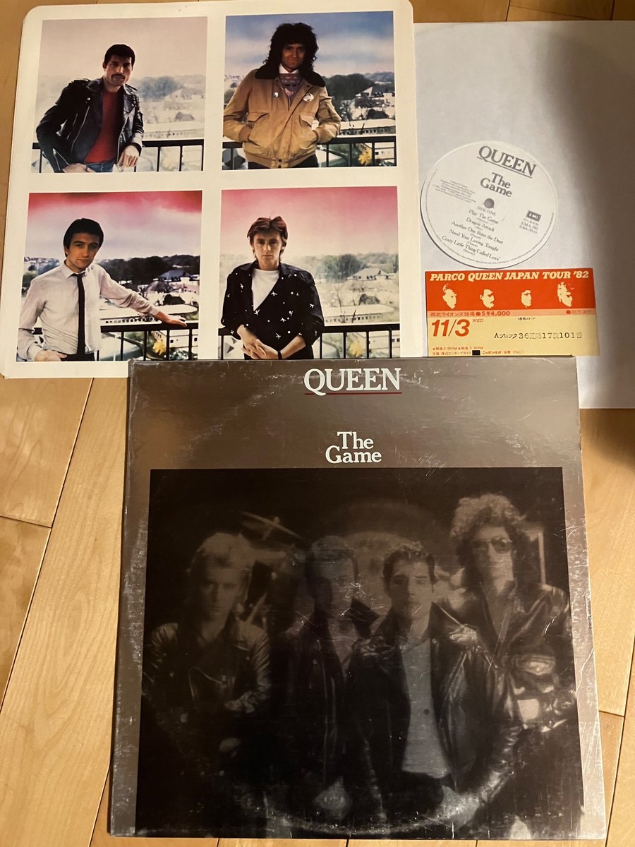 きょうが大好きなフレディの命日なのでこれ。The Game / Queen UK盤 リリース当時にレコード店で買ってそれから聴きまくって82年の西武球場に行ったのを思い出して感慨深い。オリ盤で聴くフレディのVoがアメイジングなのは当然だとしてジョンのBが Another One Bites The Dustなど図太くて最高だ。