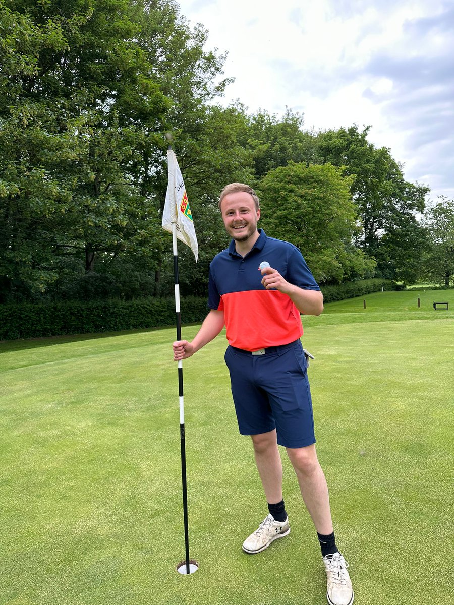 TheJoeWitty94's tweet photo. @4golfonline Hitting an Albatross on the Par 5 5th hole at Malton &amp; Norton Golf Club in May and having my best mate there sprinting down the fairway with me! 😝 https://t.co/ZnBaMUTwVE