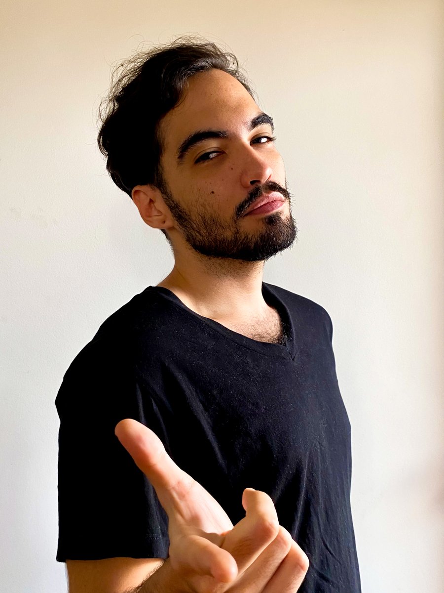 LIVE ON

twitch. tv/inc_mplete1

foto aleatória do soft p vcs verem como ele é lindo