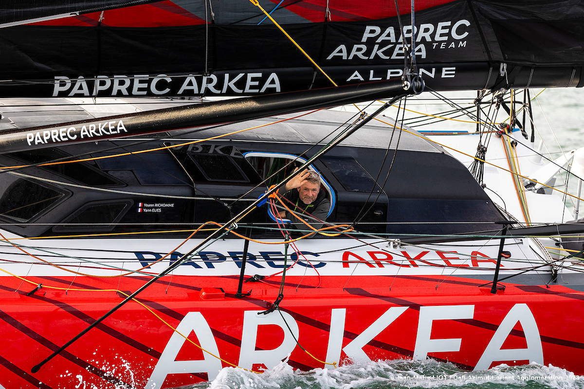 [Remerciement à Tonton Yann] 🤝 Un immense merci à Yann Eliès pour cette saison partagée avec toute l'équipe. Yoann et Yann ont formé un duo exceptionnel, naviguant ensemble avec talent et détermination. Merci Yann, pour ta contribution à cette grande aventure. 🙏 ⛵