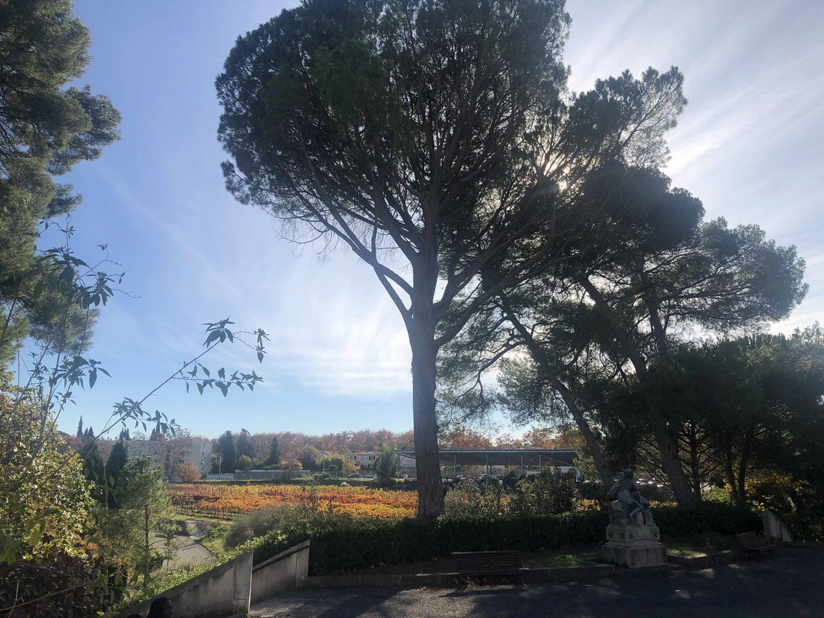 NehaDeopa's tweet photo. Had a great time presenting at this absolutely gorgeous campus in Montpellier to an excellent group @CEEMMontpellier. https://t.co/VswVIMncW3