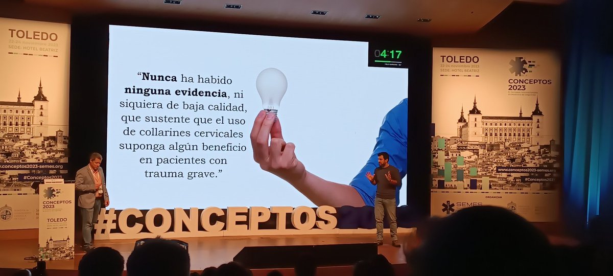 Dr_Dive's tweet photo. 😮😮😮
No hay evidencia en ninguna guía sobre el beneficio de uso de collar cervical 
Bajo nivel de evidencia 
@umanamd #CONCEPTOS2023 https://t.co/FEWvyNtr8r