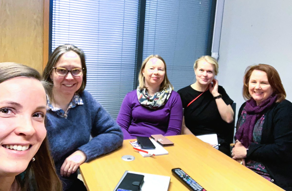 Antoisa keskustelu kulttuurista ja kansainvälisistä hankkeista <a href="/MaakunnatOppien/">Maakuntien liitot yhdessä oppien</a>: Tänään Kainuun liiton Elina Keränen varjosti Pohjois-Pohjanmaan liiton kulttuurin erityisasiantuntijan Auli Suorsan työpäivää. Lämmin kiitos, jatketaan yhteistyötä!  #oulu2026 #kulttuurihyvinvointi