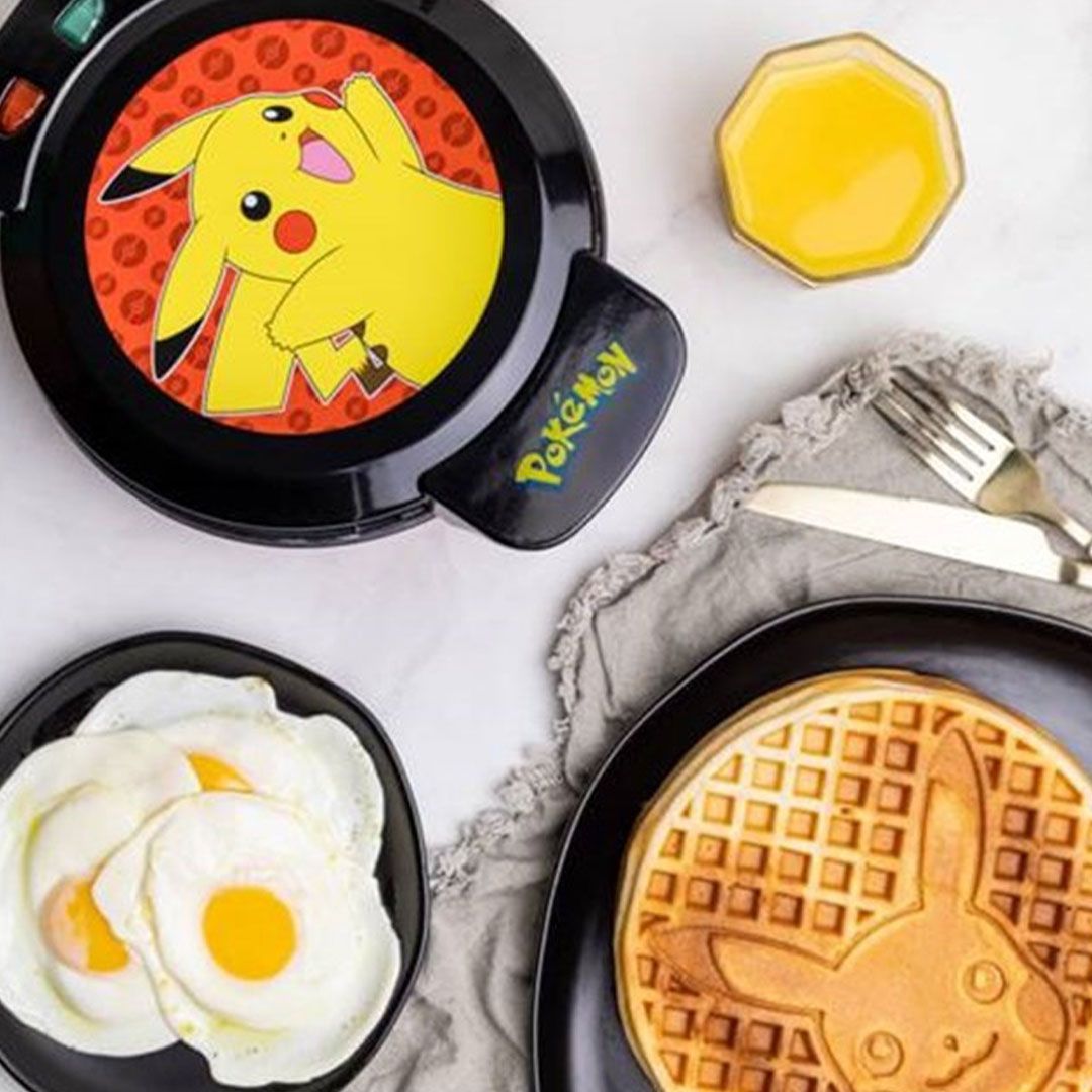 ZatuHome's tweet photo. All Pokemon fans will love our Pikachu Waffle Maker. Take breakfast to the Pocket Monster universe with this non-stick waffle maker this Christmas!

Shop now at Zatu Home

#pokemon #christmas #waffles #pikachu #zatuhome https://t.co/U6FMfaBPDW
