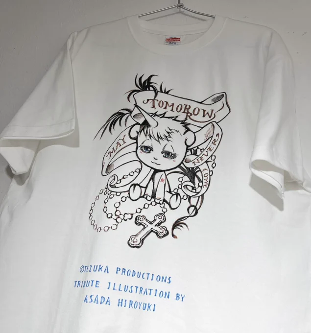 【JACK'N' KICHIMUSHI】
通販スタートしています!
11月30日(木)9時迄https://t.co/JN6wnNOimG
#キチムシ

ユニコ手描きTシャツです。「TOMORROW MAY NEVER COME」(明日は決して来ないかもしれない)

十代からそう思ってます。
でも必死で今日だけを生きたりもしないよ(〆切りは別)

何卒😊🙏 