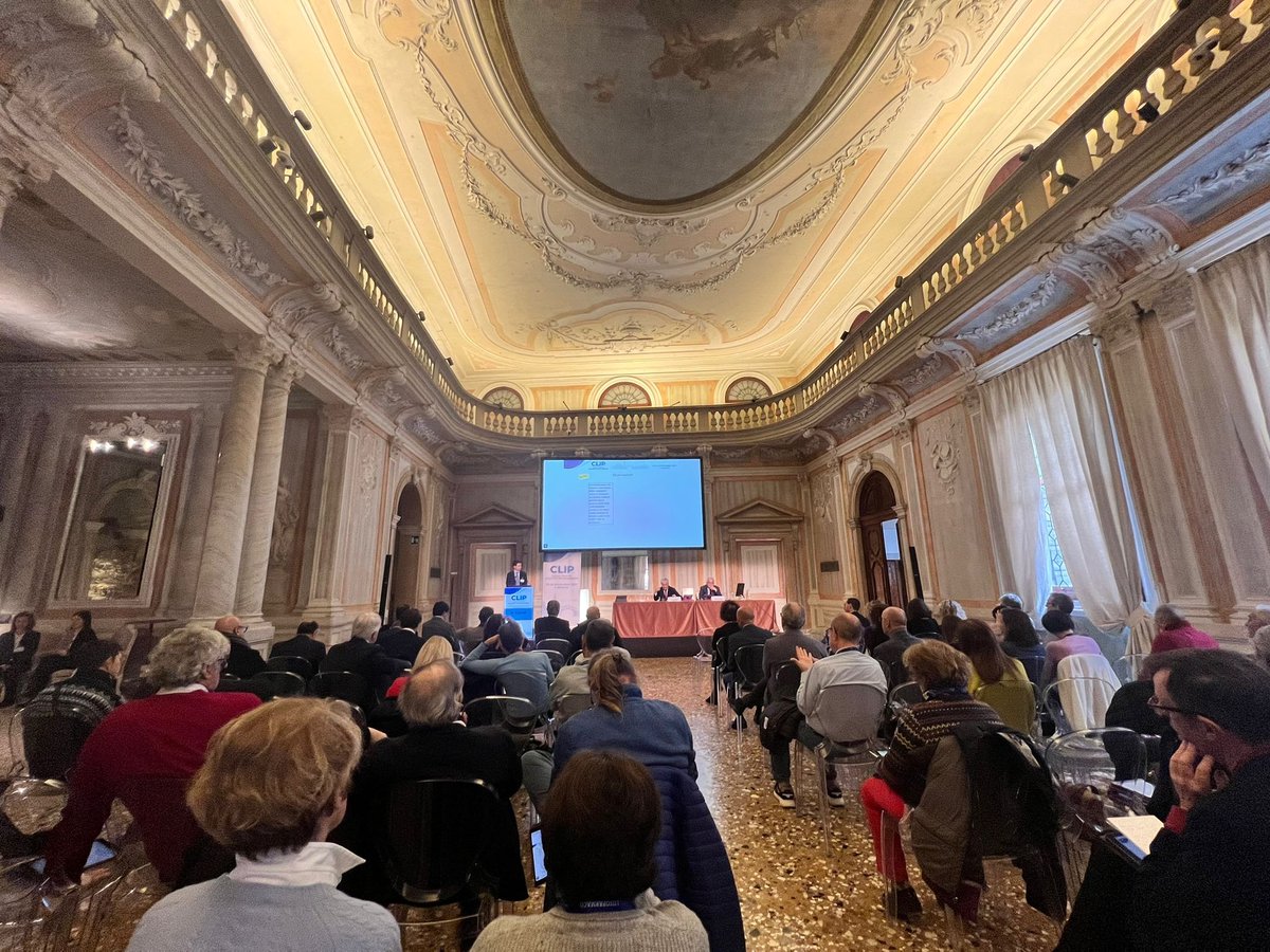 Proud to make presentation in this fantastic place in #Venice ...CLIP: clinical practice, evolution and management. #Hypertension #Imaging #drugs #diagnosis #treatment @CardiouniSiena @unisiena @AouSenese