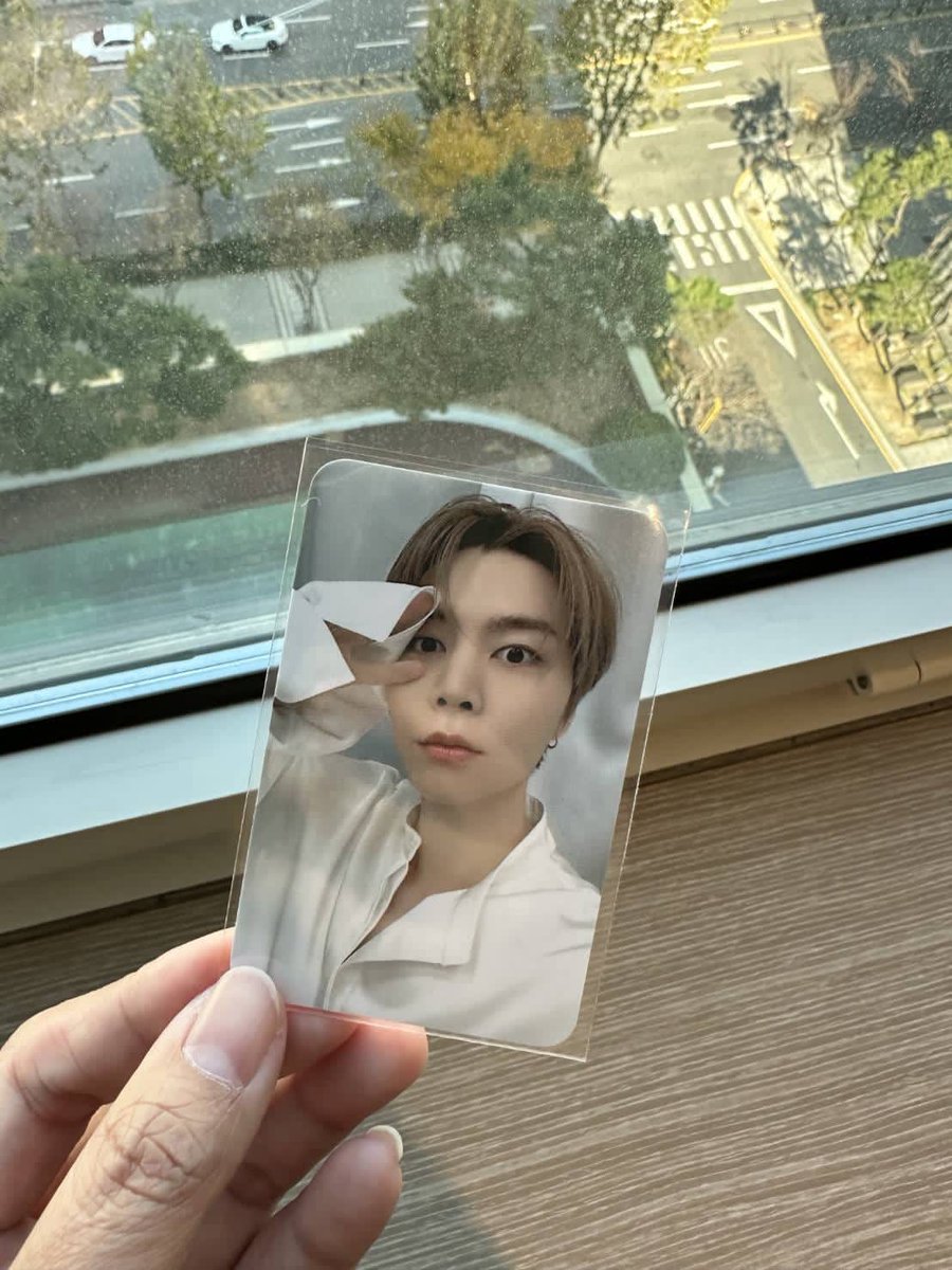 jaenolala's tweet photo. Sharing Official Fanlight Strap Set : 2nd MD Nct 127 The Unity 3rd Concert

Johnny ver.
Strap only 185k dp 120k❌
Pc only 110k dp 75k✅

‼️Harus terisi slot pc &amp; strap
✅ Go Line &amp; WA
❌ Packing 
📍 Surabaya 

.t wts wtb https://t.co/ZQBYFFAgkw