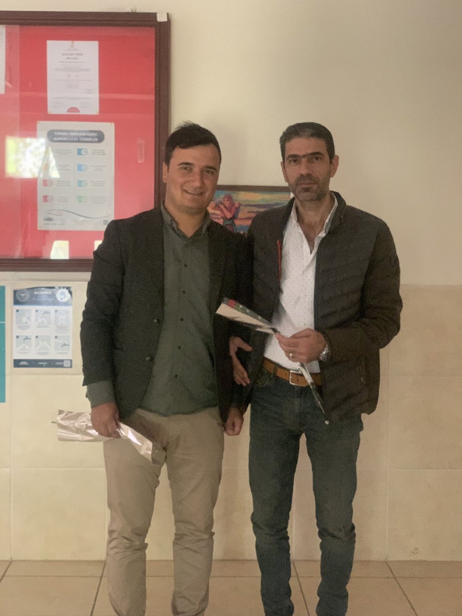 Akbez Salmanışağı İlkokulu öğretmenlerimizin öğretmenler gününü kutladık.
 
#24kasimogretmenlergunu