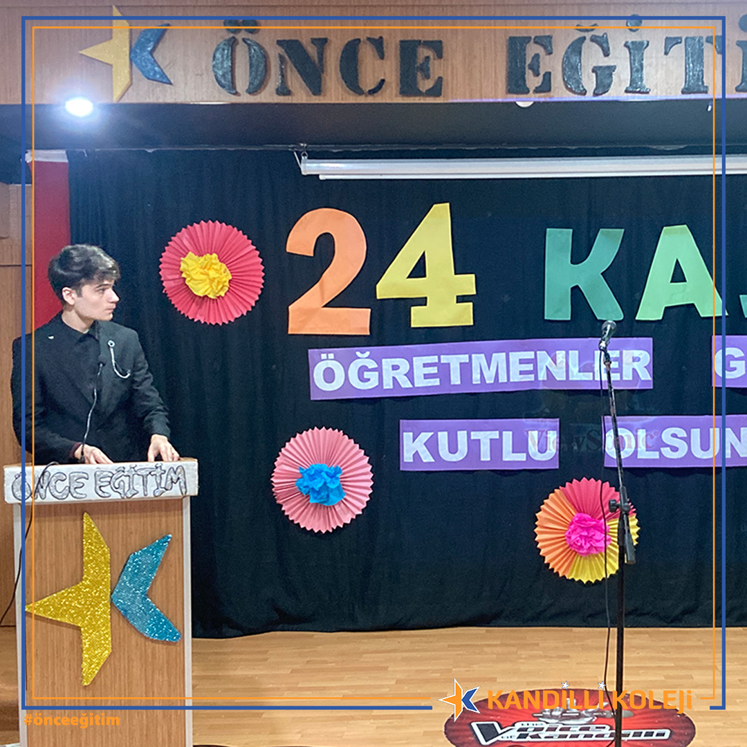 Kandilli Koleji'nde 24 Kasım #ÖğretmenlerGünü törenle kutlandı.
Saygı duruşu ve İstiklal Marşı'yla başlayan törende öğrencilerimizin konuşmaları, Mustafa Kemal Atatürk'ün öğretmenleri slayt gösterisi, öğrencilerimizin şiir okumaları ile kapanış yapıldı.📚✨
#kandillikoleji