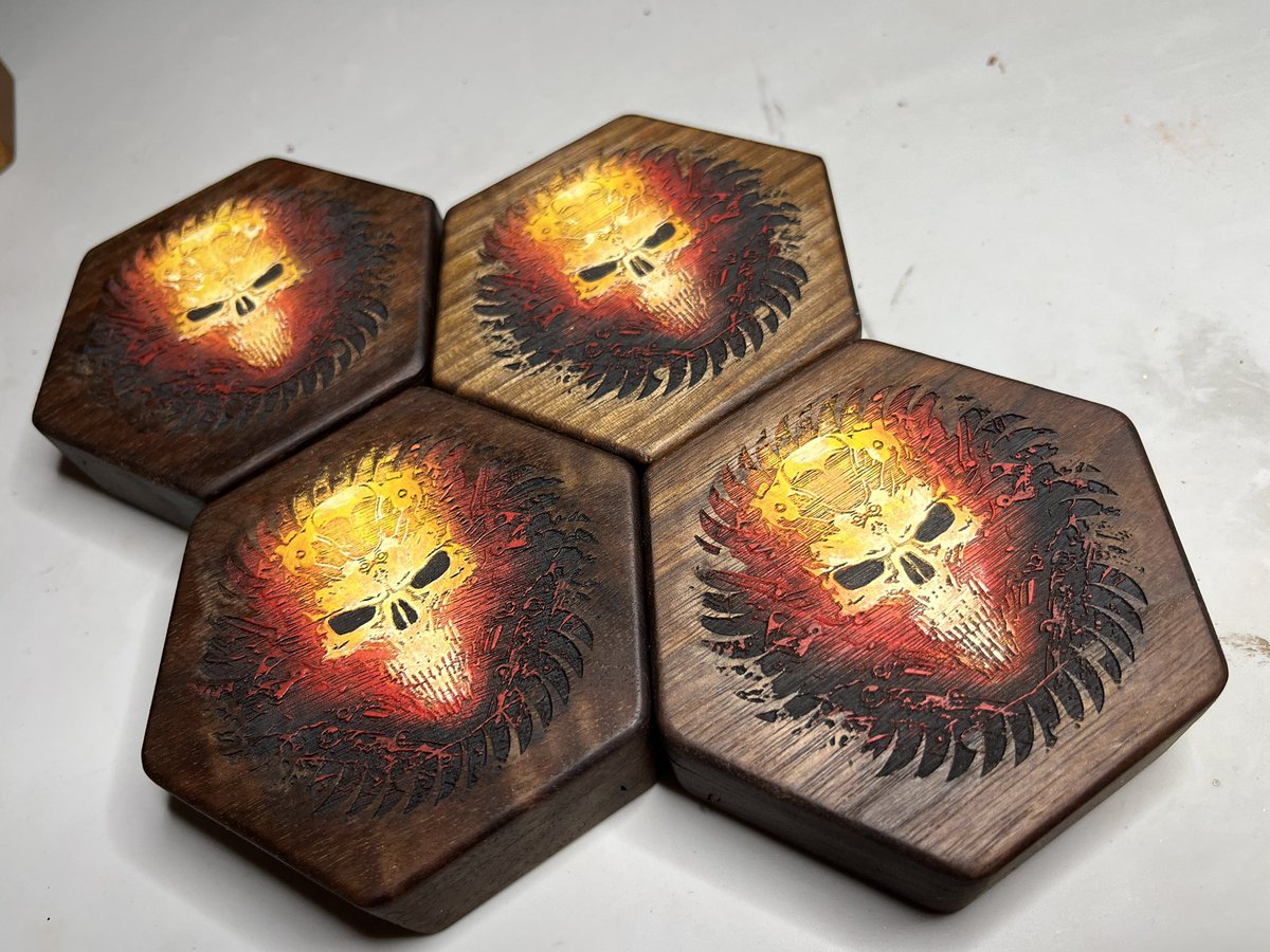 Sometimes paint schemes wake me up in the middle of the night. Here is an example. Buzzsaw Ghost Rider. @ElderwoodBoxes hex chests with @monumenthobbies paints #dicebox #painting #ttrpgcommunity