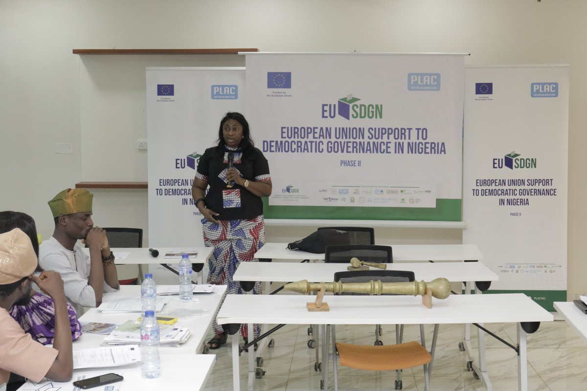 PLACNG's tweet photo. Deputy Executive Director, @PLACNG, Omolara Akinyeye taking the 2023 PLAC Interns through a session on Internship Code of Conduct and Safeguarding Refresher
#EUinNigeria
#EU4DemocracyNG
#PLACInternship
#PLACInternship2023 https://t.co/y2SoEwIbYb