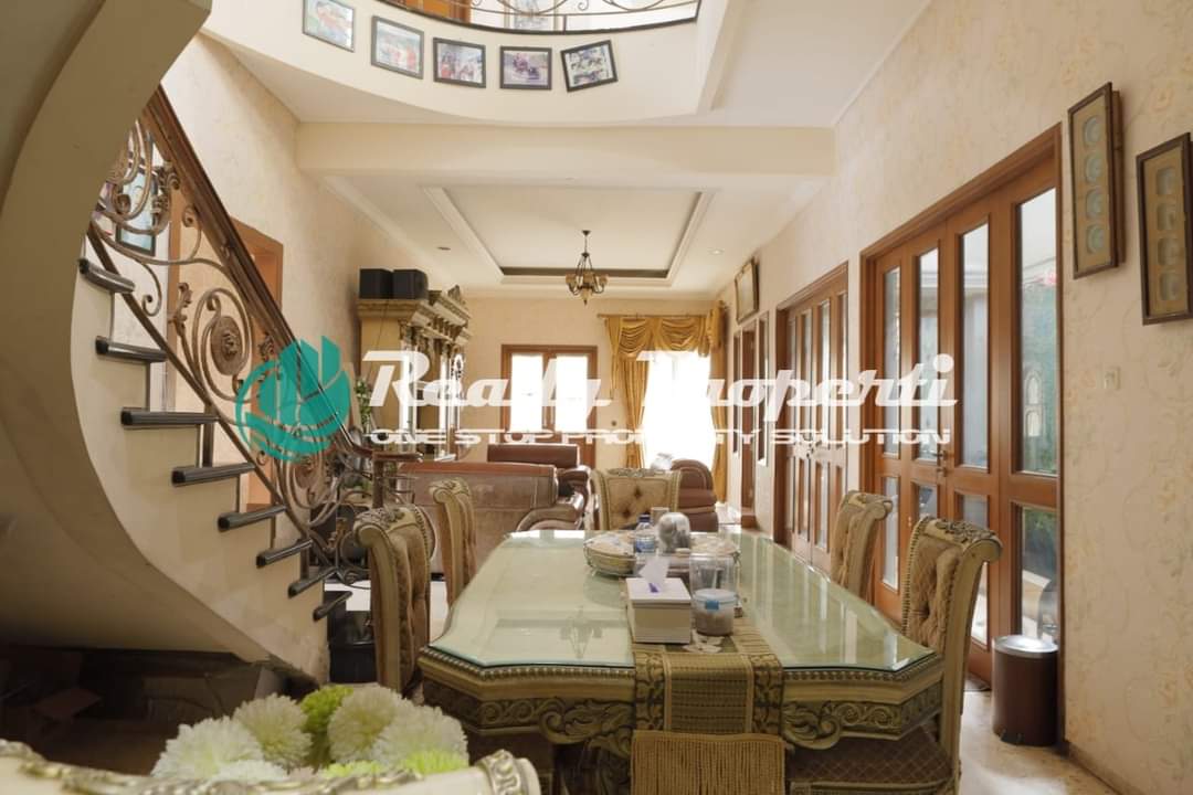 Andi_Stydi's tweet photo. Dijual Rumah megah modern 
More info
https://t.co/YusRB6Fc0m https://t.co/I3HFp9Uioj
