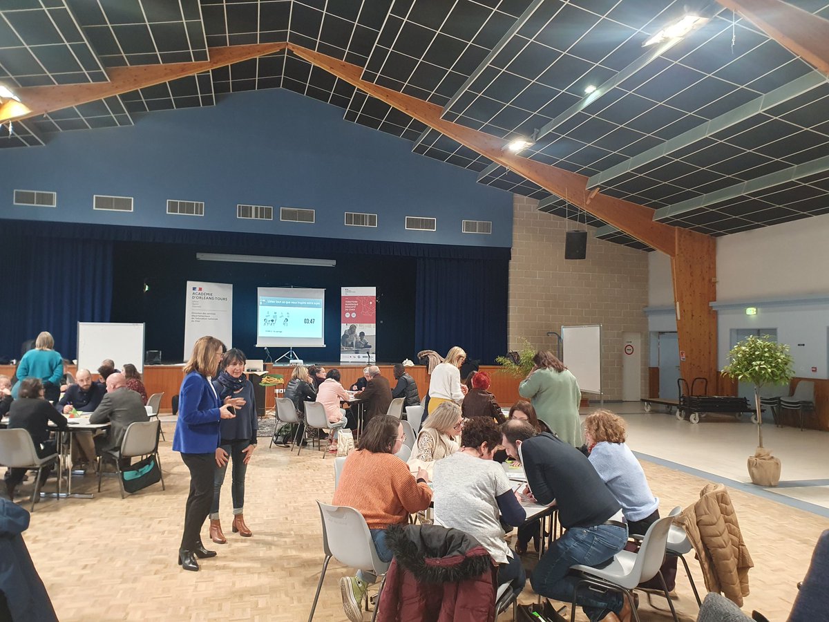Picar13Virginie's tweet image. #Hackasprint territoire éducatif rural, l'objectif faire naître les problématiques des prochains comité de pilotage
- hacka pour #cohésion et #intelligencecollective : association,  collectivités, membres de l'éducation nationale.
-sprint dans un temps donné.
@ac_orleanstours