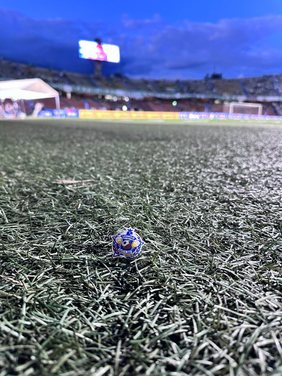 LBOriente's tweet photo. Siempre vamos a estár, Con Millonarios siempre https://t.co/ABbz6Tn5aK