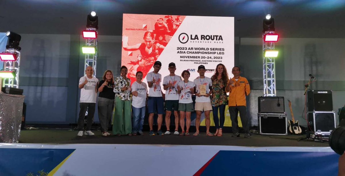 アドベンチャーレースアジア選手権 La Louta（フィリピン）
Day4 レース終わってバンケット
国際大会っていいですね！
#Team_Chomolungma
#ちょもらんま
#LaRouta
#arws