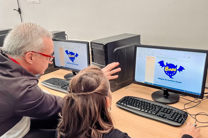 Last month our team took part in the LTTA for the #ErasmusPlus Project BABO. Its mission is to empower #multilingual #education for early childhood in #Europe. Read more here 👇️
mothertongues.ie/2023/11/22/bab…
<a href="/BabyErasmus/">Baby Erasmus</a> <a href="/infouex/">UEx</a>