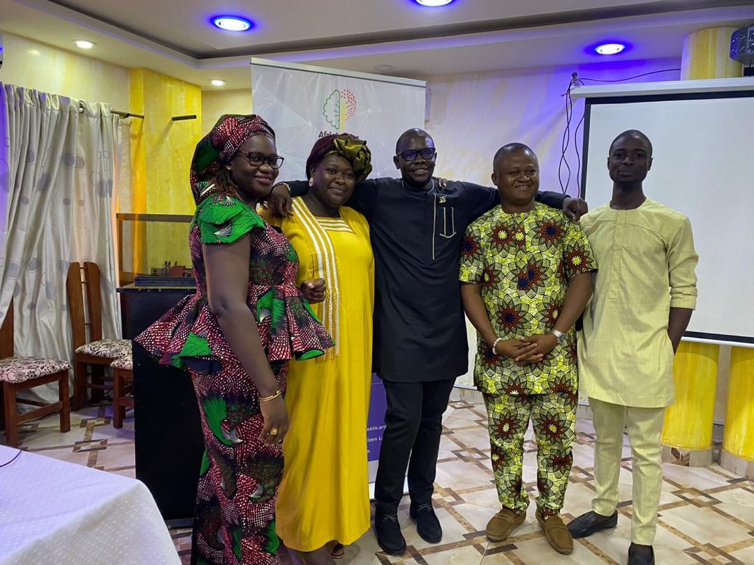 AbdouJCisse's tweet photo. 📢 Lancement ce matin de @BeninCitizenlab. Après Nouakchott, #Cotonou accueille le deuxième Citizen Lab de @AfricTivistes⬇️

Ensemble, créons, un réseau d’acteurs engagés pour impulser une nouvelle dynamique de participation citoyenne au #Benin🇧🇯

#ACLB #Civictech @DeguenonEugene https://t.co/5UaMkz2rXo