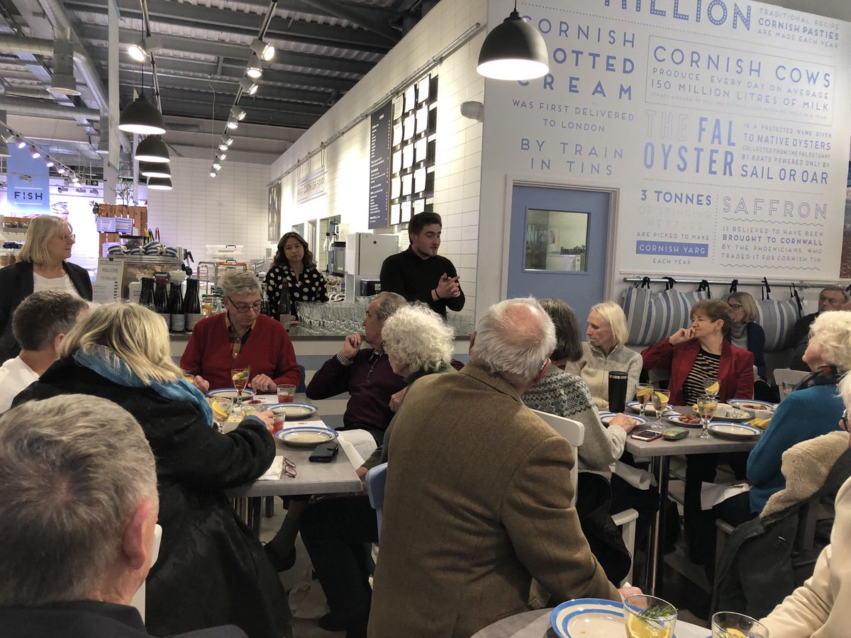 tweetTimHubbard's tweet photo. Thanks to @LoveCornishFood & @Knightor_Winery for a great evening talking about #SecretGardensOfCornwall with #JohnHarris former Head Gardener of #TresillianHouse.
@Frances_Lincoln @TheQuartoGroup
#Cornishgardens https://t.co/CUNRowmsYg