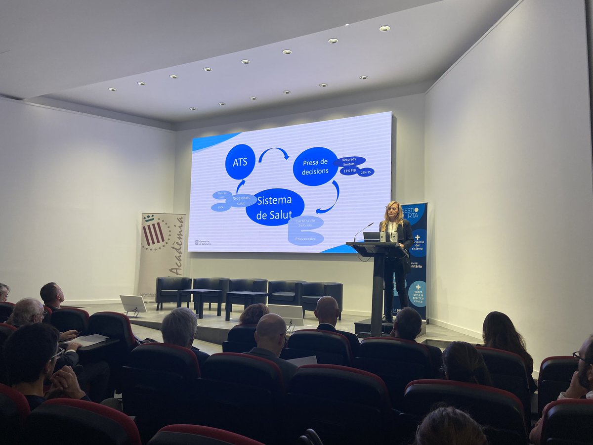 gestiosanitaria's tweet photo. @salutcat @AQuAScat Sandra García-Armesto, directora @AQuAScat a la jornada del #RightManagement
“Les tecnologies tenen un cicle de vida, quan decidim invertir cal fer ús apropiat i veure si aporta valor. Cal anar-ho monitoritzant i ser proactius, detectant les necessitats i fer seguiment” https://t.co/5lB64IFlXG