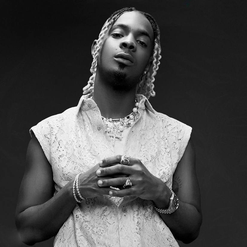 937RhythmFm's tweet photo. βΆοΈ : GO HARD - @YoungJonn
#djmix #morningdrive #tgif with #djnazee #rhythmfmlagos https://t.co/8QrYJjmnjT
