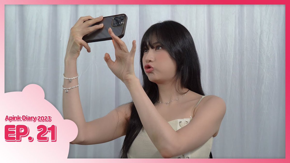 ✨231124 | Apink (에이핑크) YouTube update

Apink Diary 2023 EP.21 (비핑크가 돌아왔다🌧️ - ‘LMAC’ 인도네시아 공연 비하인드)

🔗: youtu.be/4DoT_BCUMaA

#에이핑크 #Apink (<a href="/Apink_2011/">Apink(에이핑크)</a>)
#오하영 #Hayoung (<a href="/Apinkohy/">오하영</a>)