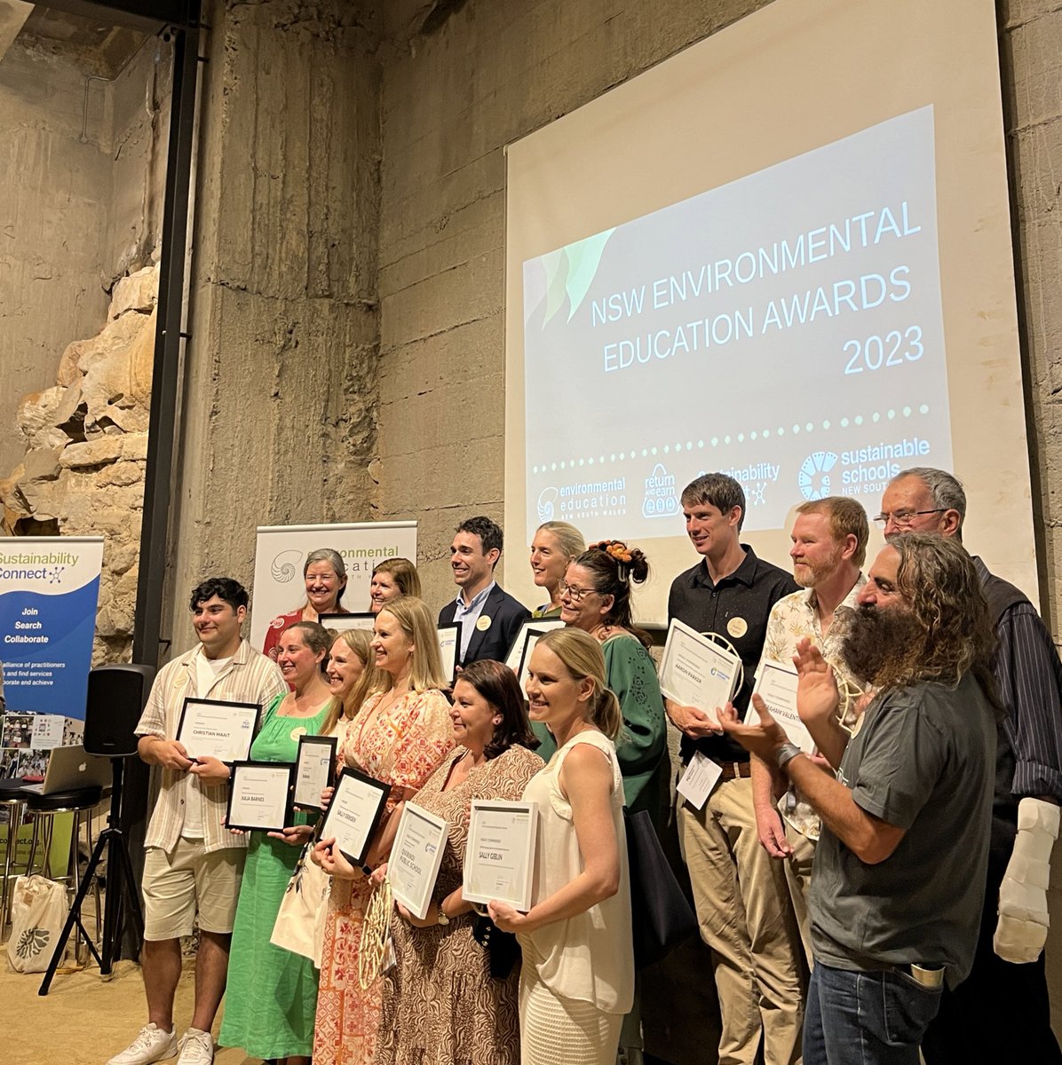 Elizabeth Oh tweet media