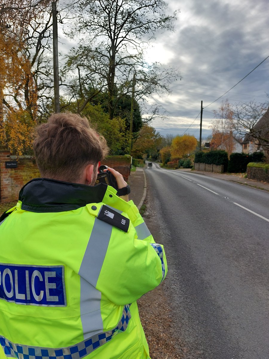 PoliceSudbury's tweet photo. NRT2 #Sudbury officers out today carrying out speed enforcement in #Cockfield &amp; #Alpheton Speeding remains an issue locally &amp; we work closely with local Community Speed Watch &amp; our Safety Camera Team to help keep our roads safe. #SixDriversReported #PC688 #PC595 🚔 #FatalFive 👮 https://t.co/DbXH0sSrOG