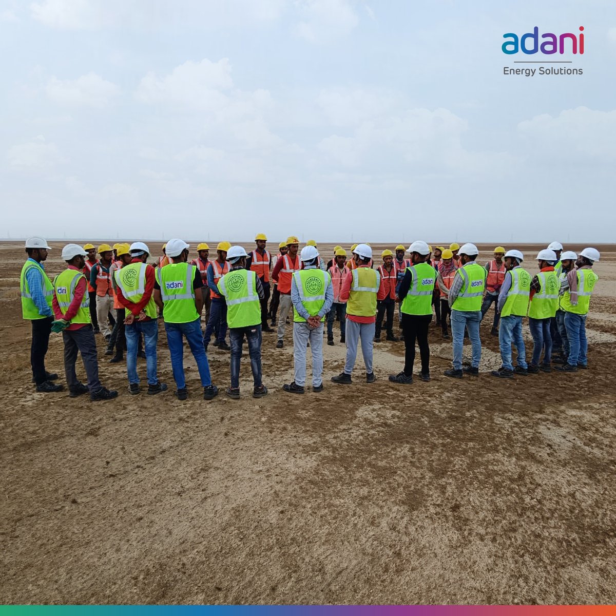 #AdaniEnergySolutions completed India's first-ever live line installation of OPGW replacement work. As we replaced 990km of OPGW in +/- 500kV HVDC lines, we followed a meticulous planning process, adhered to safety protocols, and set a new benchmark.
