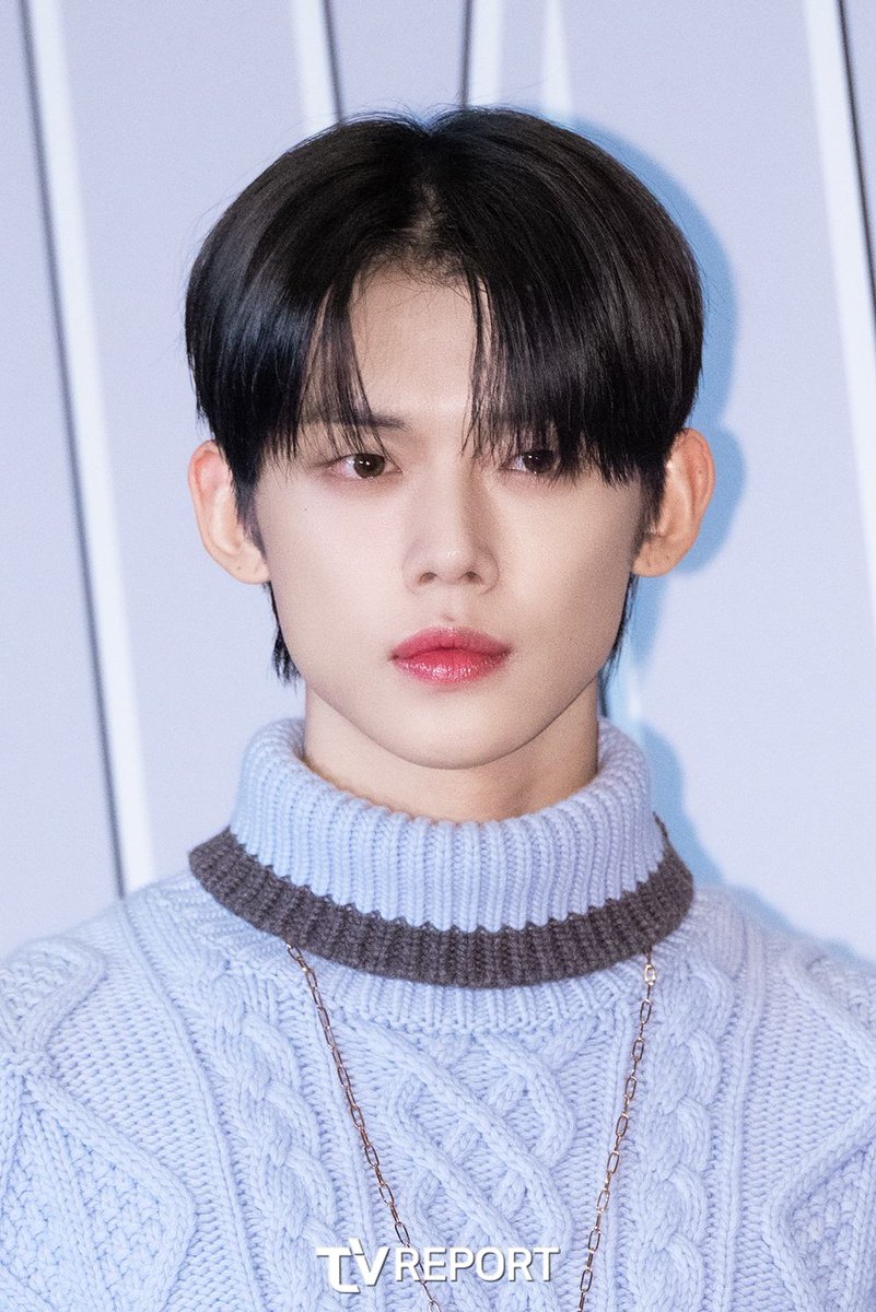 viraltakes's tweet photo. Yeonjun at the Love Your W event. https://t.co/i3eiNUJzUC