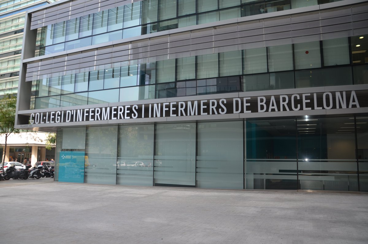 COIBarcelona's tweet photo. Decepció pel Conveni de l'Institut Català de la Salut (ICS). El CCIIC (@infermerescat) i els quatre col·legis territorials avisem del risc que suposa perpetuar les #infermeres en la precarietat laboral i menystenir la seva formació.

+Info
https://t.co/7nnVnp2csI https://t.co/flESMKCh1N