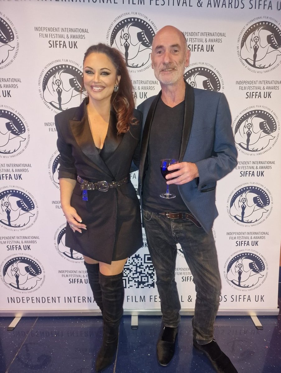 JoJo_Andr's tweet photo. Double the glamour, double the fun! 🌟 Attended two premieres in one night, cheering on my friend @davepperlmutter for the debut of 'I Do Not Exist.' 🎬✨ A night filled with film magic and proud moments. #PremiereNight #SupportingFriends https://t.co/He2JLrO6MB