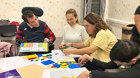 BHumanitatsUAB's tweet photo. 📢 Documental "Venim a crear. Institucions artístiques per a tothom", un projecte #INARTdis presentat per #CERSIN de la @UABBarcelona.
📅29 de novembre
🕢 12 h.
📍Sala de Cinema de la #UAB.
👉 https://t.co/AOxNtdaFMe https://t.co/cMorj03zgS