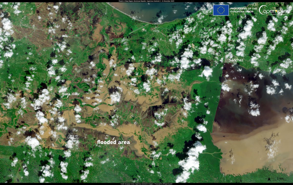 #ImageOfTheDay Historical #floods ⛈️ have hit the #DominicanRepublic 🇩🇴, causing 24 casualties & widespread destruction ➡️~1 million people are without drinking water 🚱🫧 ⬇️The flooded areas west of Sánchez are visible in the #Sentinel2 image of 20 November