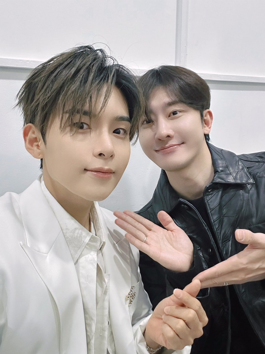 zhoumi周觅조미 tweet media