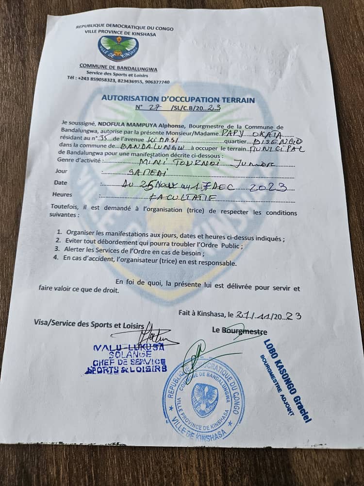 YvesBuya1's tweet photo. #RDCl'#UNC est elle un allié politique de l'#UDPS? Vraisemblablement non!Okata ayant reçu l'autorisation de la commune de Bandal pour une activité,la force du progrès refuse disant que seule,elle a droit d'accès au stade,d'où Okatapapy alerte pour éviter l'effusion de sang demain https://t.co/NBUIZHAklX