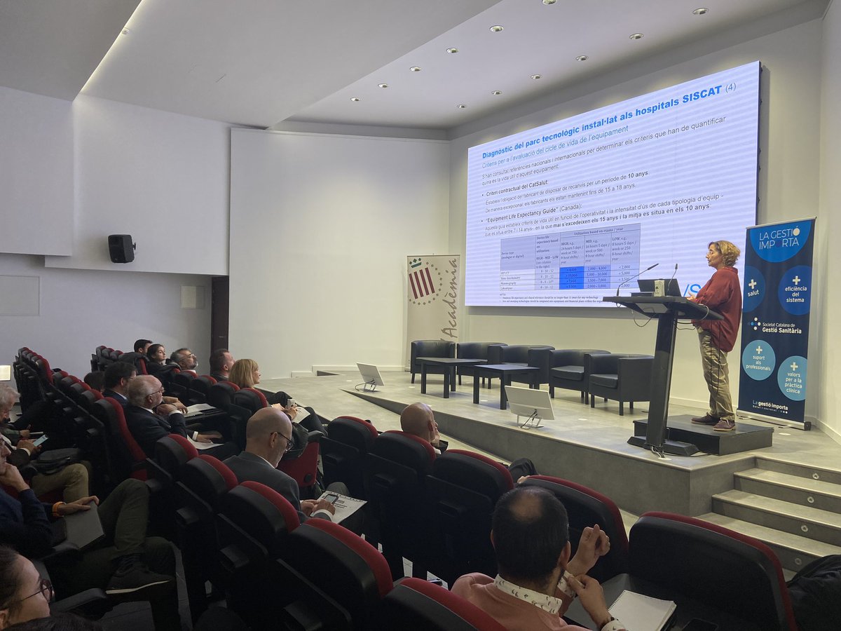 gestiosanitaria's tweet photo. @salutcat @AQuAScat @fenin_es @uchcat @CSC_Consorci @ACEScat @AstraZeneca @Medtronic Teresa Altadill, cap de la divisió tecnològica i equipaments del #CatSalut explica les claus del programa de suport a la inversió tecnològica i fa un diagnòstic del parc tecnològic instal•lat als hospitals del #SISCAT #RightManagement https://t.co/zjMz3owbpq