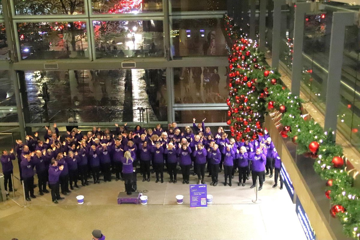 Last Thursday on #WorldPancreaticCancerDay @Popchoir sang @StPancrasInt for 2hours to raise awareness and funds to combat this dreadful disease. We are so proud to have raised more than £4000 for @PancreaticCanUK #purplechoir #popchoir #singing #charity #fundraising #triplewin