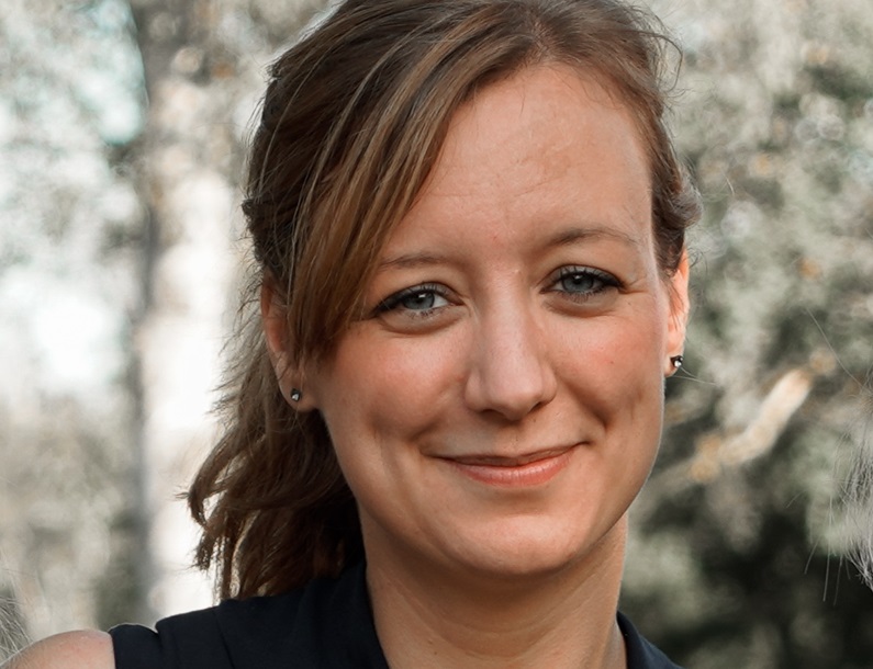 Regionaal samenwerken is complex en vraagt inzet en investering. De resultaten zijn niet altijd meteen zichtbaar. Maar op de lange termijn bereiken we meer. Dat is wat Melanie Huurneman <a href="/gemeente_LvC/">Gemeente Land van Cuijk</a>
drijft om haar gemeente en de regio te verbinden.  #RNOB bit.ly/485uLKz