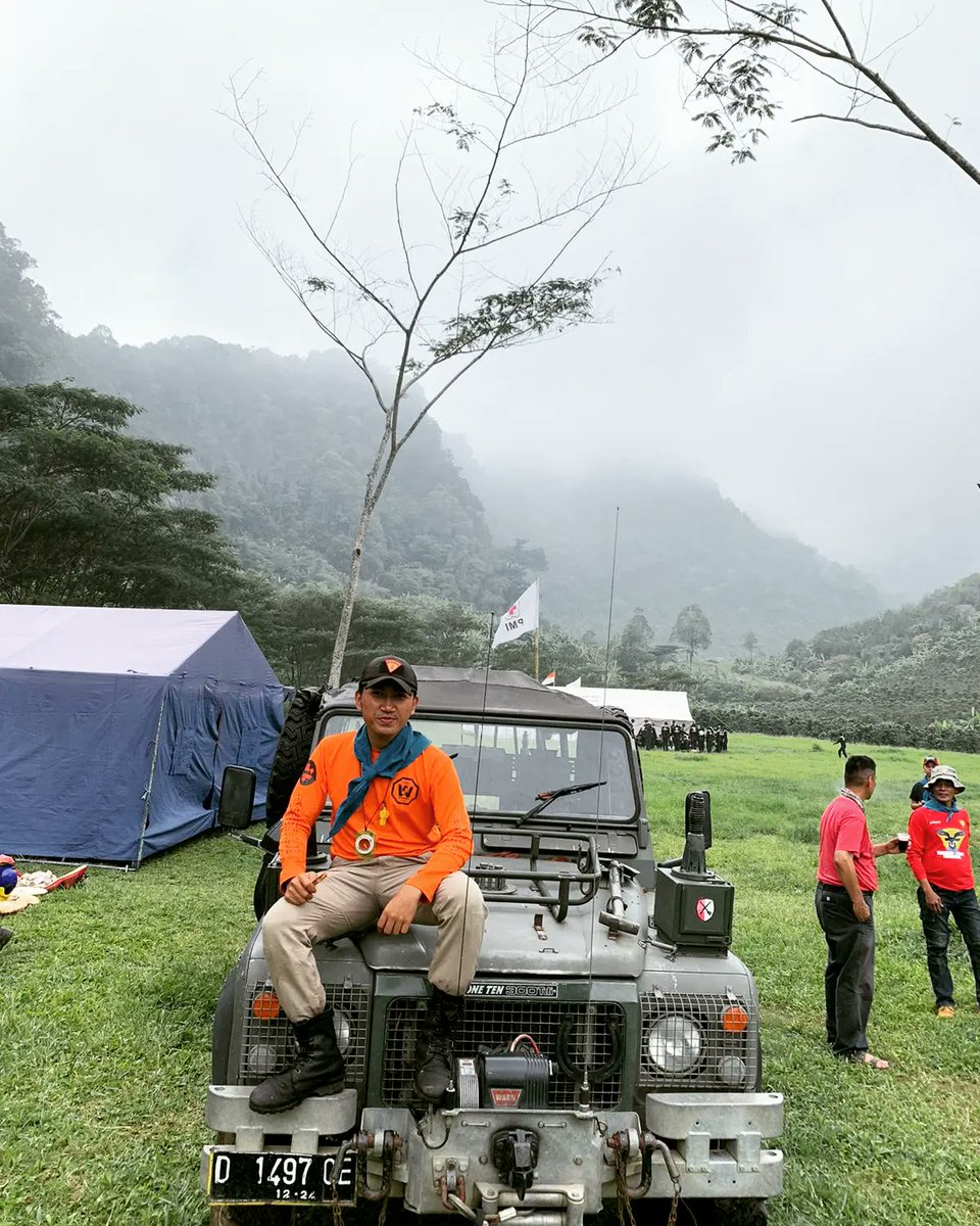 iyankustadz's tweet photo. Sebuah bangsa tidak akan kehilangan sosok pemimpin selama pemudanya sering bertualang di hutan, gunung, dan lautan.
-Jean Henry Dunant ( Bapak Palang Merah Sedunia )-

📷Doc.Pusat Pelatihan Alam Terbuka
Pendidikan Dasar KSR PMI Kota Bandung
12-19 November 2023

#ksrpmikotabandung https://t.co/loWsoG5stx