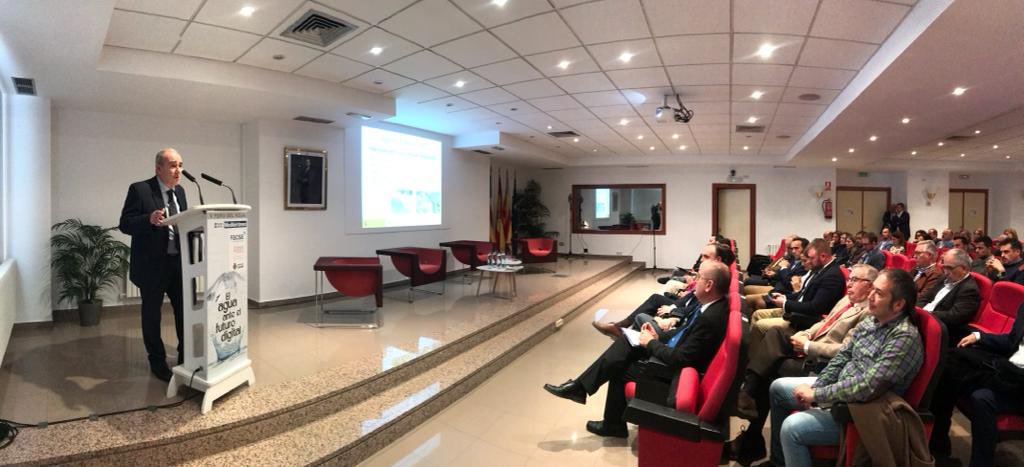 Facsa_es's tweet photo. 🔊 💧 #ForodelAgua |🗣️ Conferencia ‘La gestión del agua en España. La oportunidad del Plan de Recuperación, Transformación y Resiliencia' a cargo de Teodoro Estrela Monreal, director general del #Agua @mitecogob https://t.co/l0O6ENNmXi