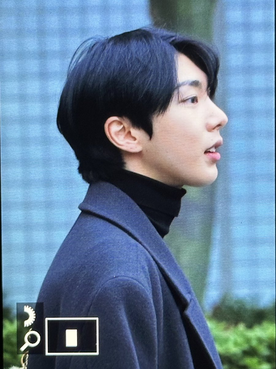 TigerCat960422's tweet photo. 231124 KHH 도착🛬️

#HEEDO #희도 #유희도
#팀24시 #peaktime #피크타임
#BIG #비아이지 https://t.co/lYLvczYFWZ