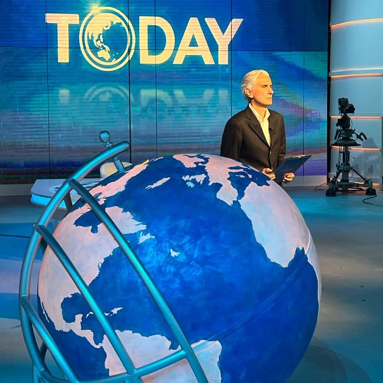 TV2000it's tweet photo. Maltrattate, stuprate, uccise: in tutto il mondo la #violenzasulledonne continua a essere diffusa e spesso impunita.
Il focus di @TodayTv2000 oggi #25novembre ore 15.15 su #TV2000
📺 Canale 28
📡 157 Sky

Con @andreasarubbi: Maria Lia Zervino @ZerviLia @wucwo @Avvenire_Nei https://t.co/vp4LZ2RfBc