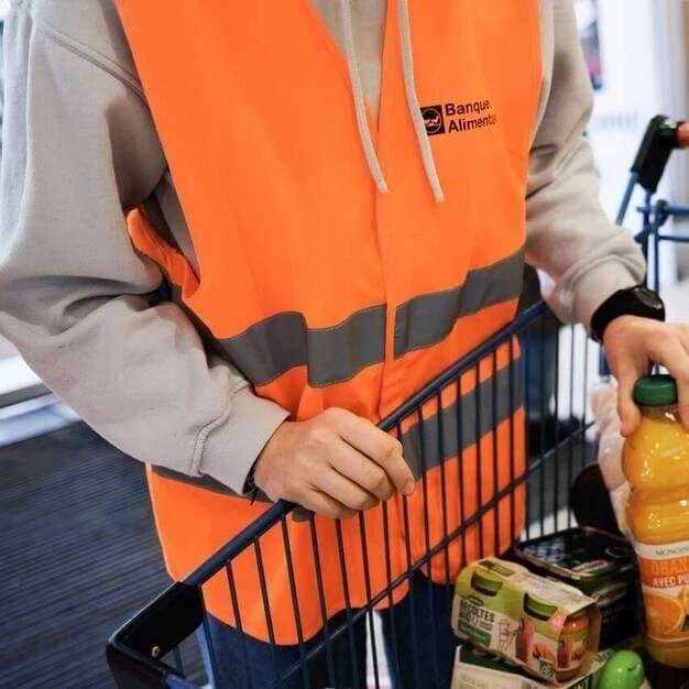 BanqueAlim34's tweet photo. Voici le Flyer distribué en magasin
avec la liste des produits dont nous avons besoin :
🔸Conserves de légumes🥕
🔸Conserves de plats cuisinés 🍲
🔸Conserves de poissons 🐟
🔸Soupes🍵
Merci 🧡
@BanquesAlim #banquealimentaireherault
#collectenationale #HERAULT
#JeFaisMaBA https://t.co/fhGWNeITP4