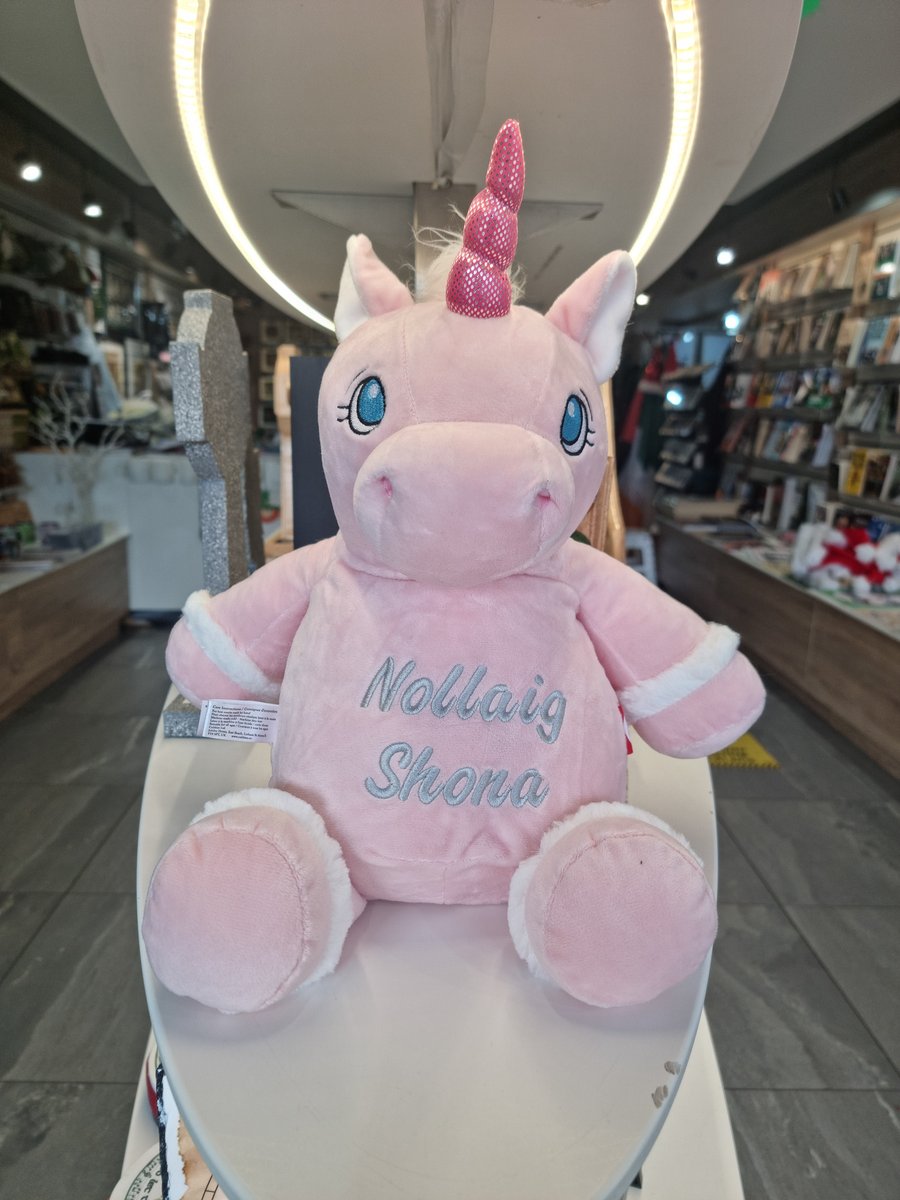 AnFhuiseog's tweet photo. We have a stunning collection of plush Christmas teddies available in our shop on Falls Road and at our Christmas stall in Kennedy Centre.

Perfect gifts for your little ones this Christmas 🎅🤶

@KCbelfast @FailteFeirste #Christmas #christmasgifts https://t.co/eJH4Wt1pde