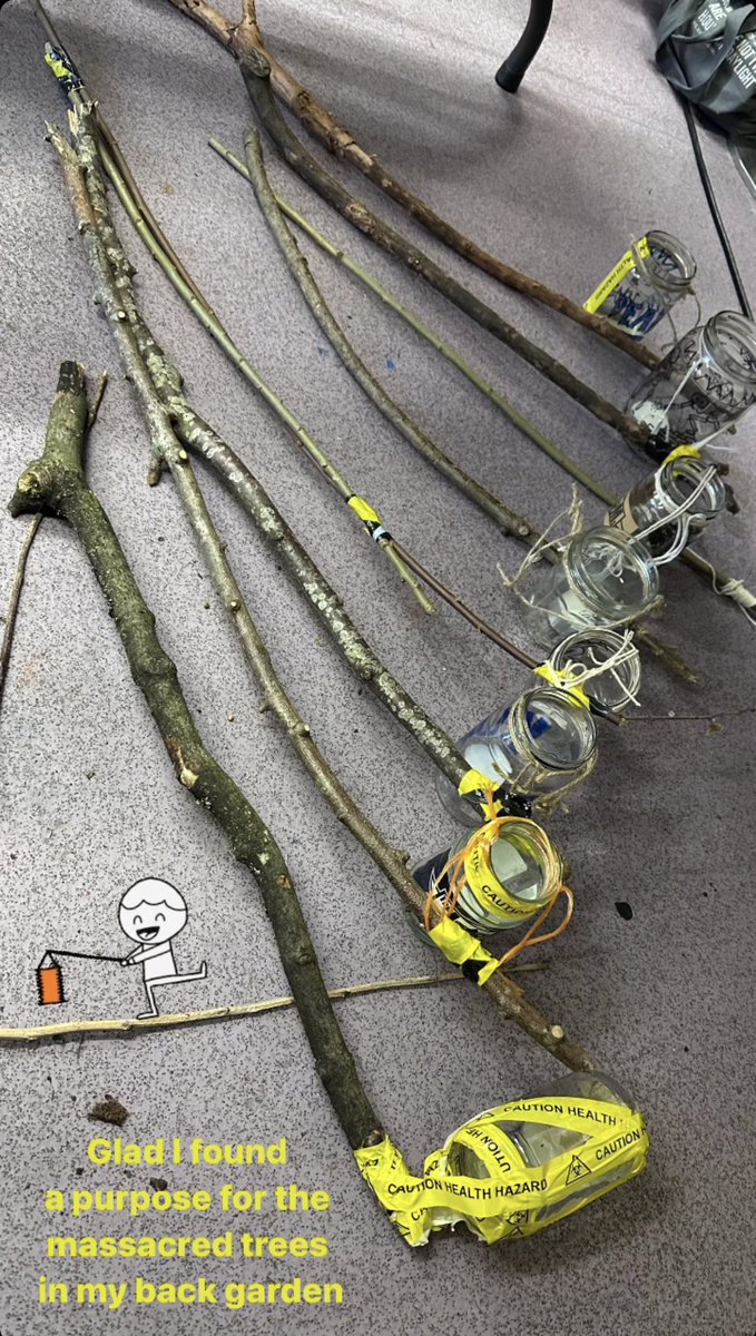 violetmaze's tweet photo. My Skool of Lanterns at #TheKrossing K2 Plant Hire LTD #PeoplesPyramid @TheFlorrie https://t.co/ZTtv3o9Q5g