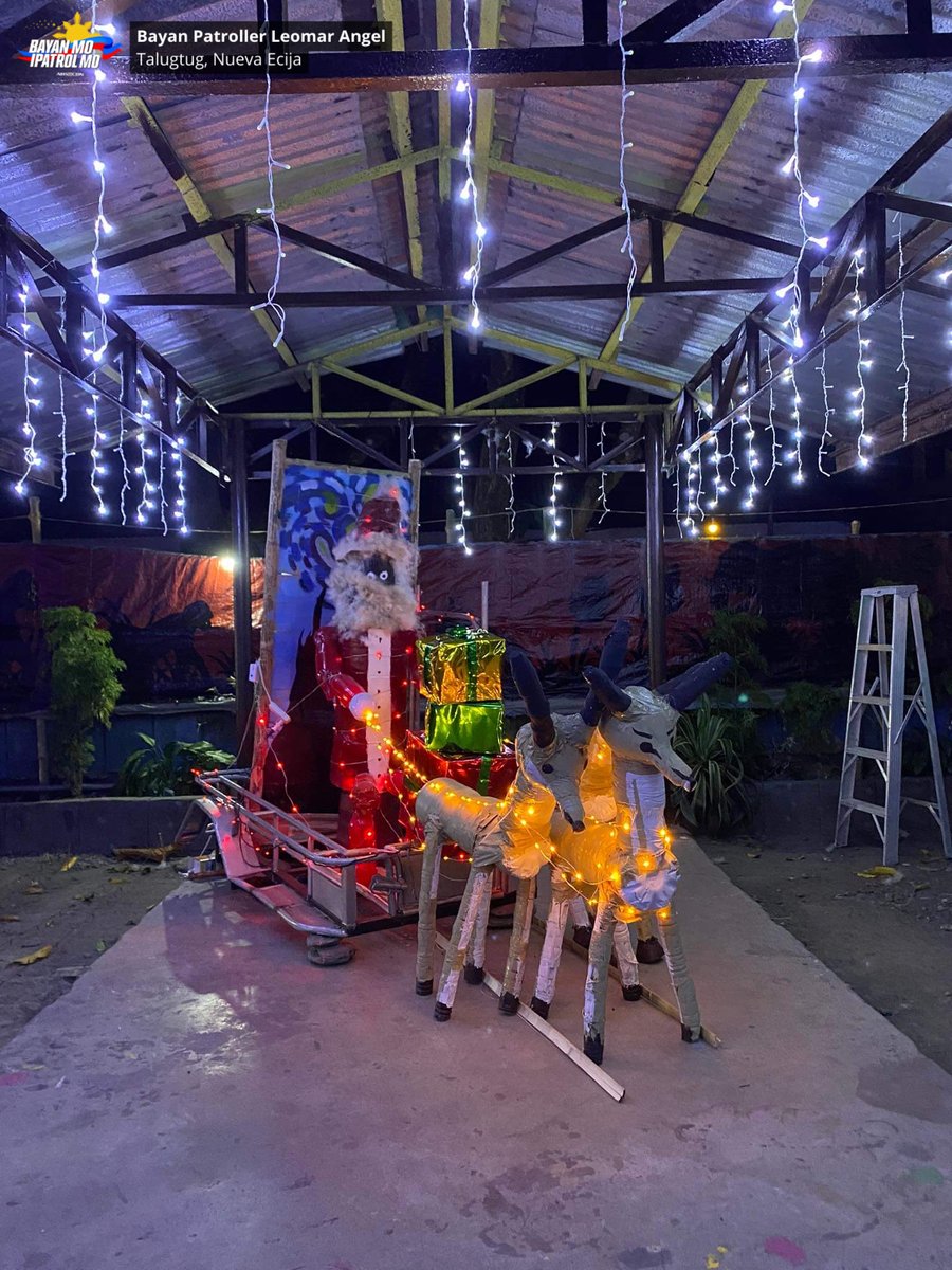 bayanmo's tweet photo. #Recyled materials ang ginamit bilang dekorasyon sa #Christmas Village sa Talugtug National High School sa #NuevaEcija.
Para sa mga kaugnay na ulat ng @bayanmo: https://t.co/JDtWKhfnLL
#Pasko2023 https://t.co/dcVNNSh78L