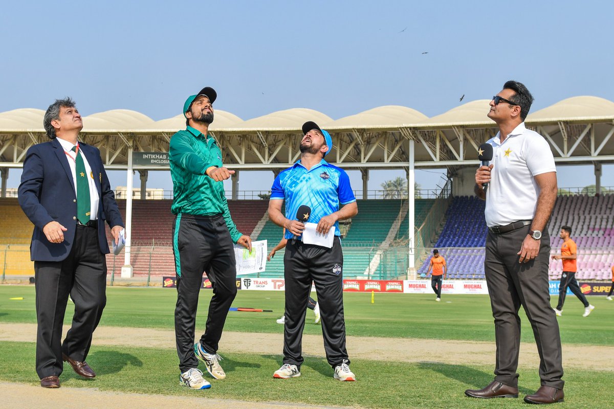 .@AHGroup_Pk Presents Jazz Super 4G National T20 Cup 2023-24 Rawalpindi win the toss and decide to field first against Abbottabad 🪙 #AajaMaidanMein | #NationalT20