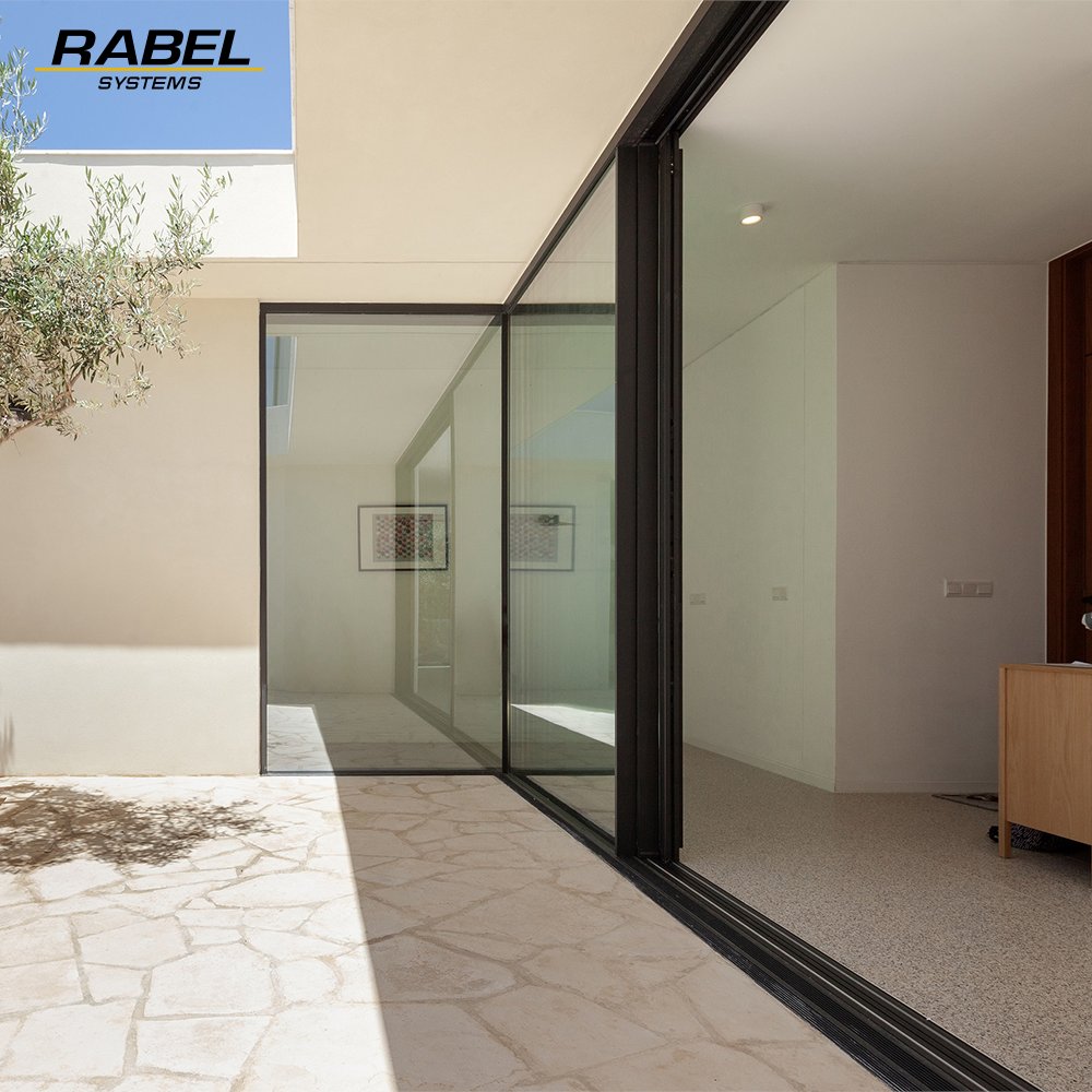 RABEL_SYSTEMS's tweet photo. Project in #Paphos - HOUSE IN OLIVE TREES
Architect: VARDAS STUDIO
Aluminium Fabricator: G. &amp; M. IOANNIDES LTD
Systems:
Rabel 62 Slim Super thermal
Rabel 60 Super thermal
Rabel 720 Super Thermal
Photographer: Creative Photo Room
#RabelSystems #ProjectPaphos https://t.co/NPGctSa7fA